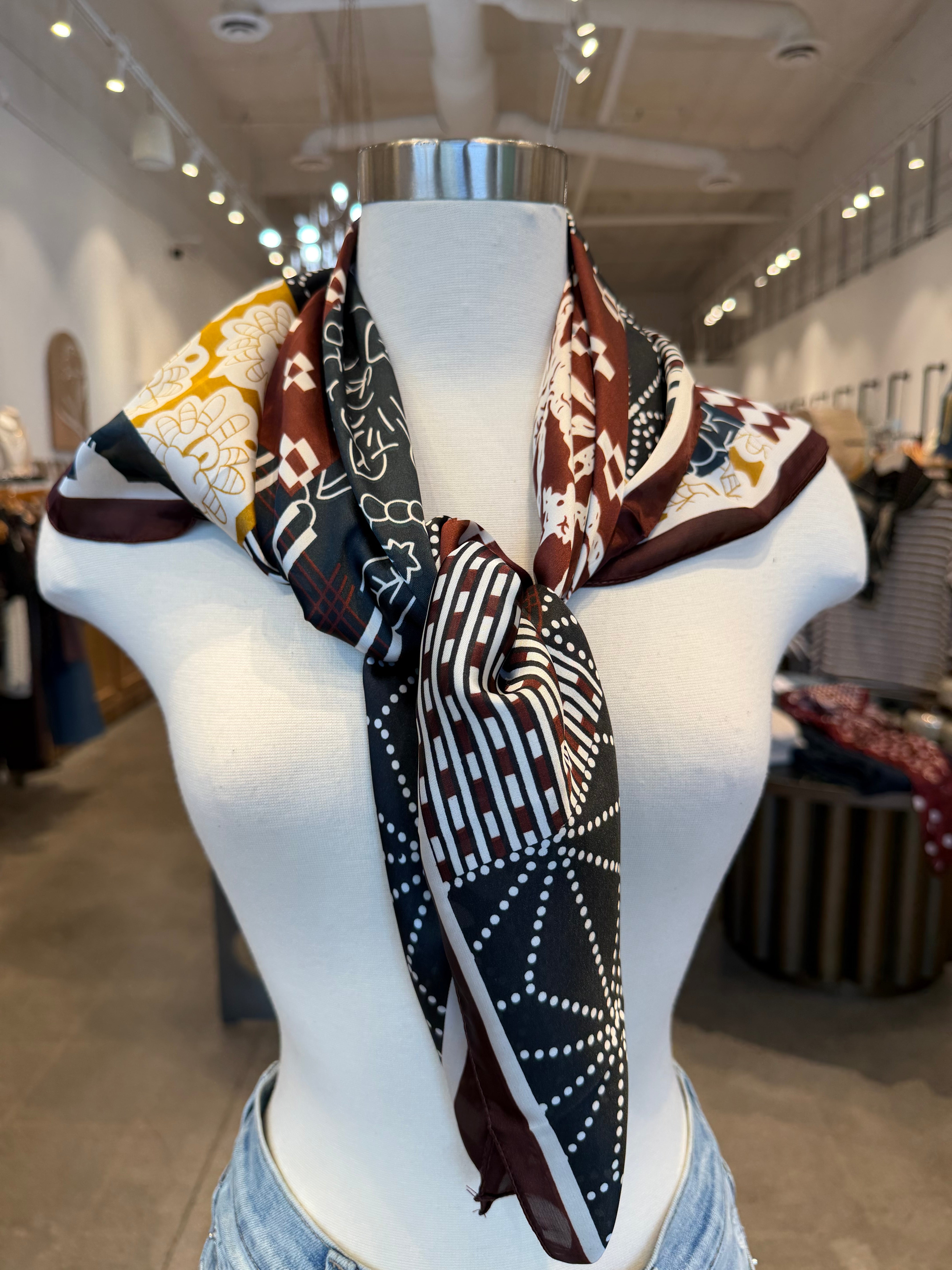 VIBRANT FLORAL GEOMETRIC PATTERN SCARF