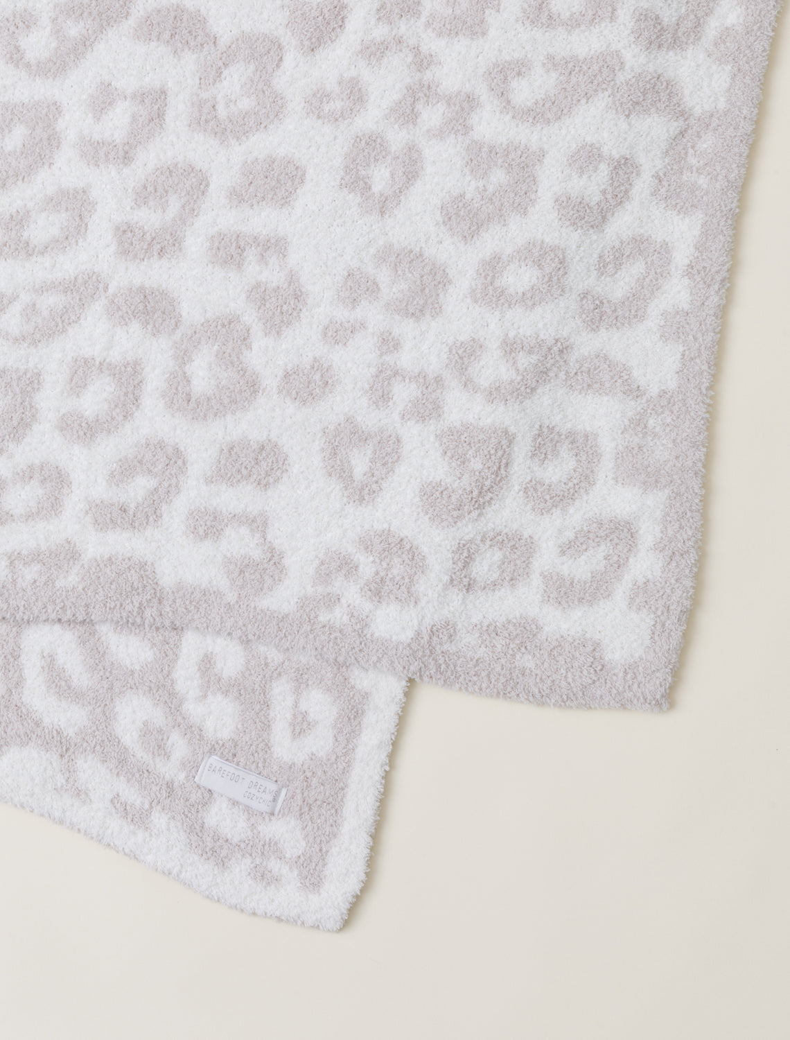 Barefoot Dreams| CozyChic® Barefoot in the Wild® Throw