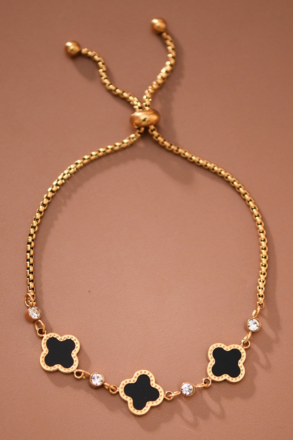 Clover Black Pull Tie Bracelet