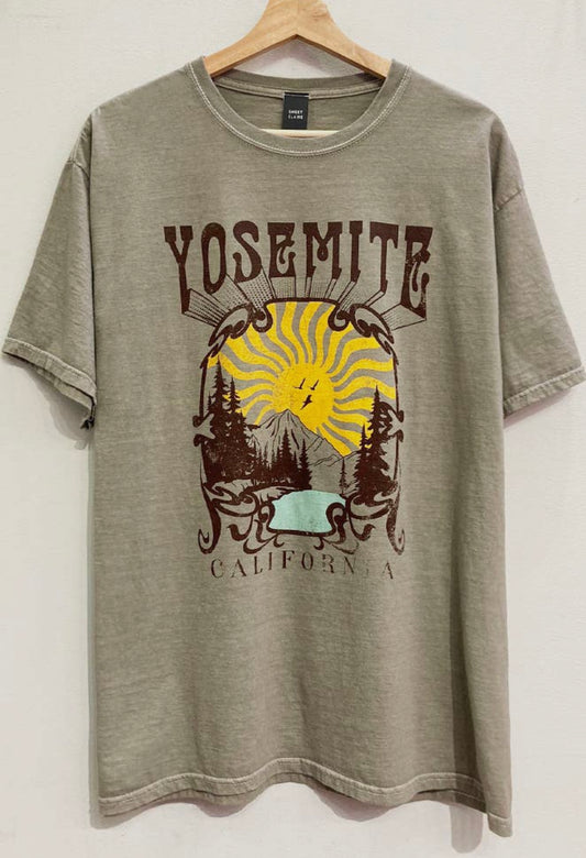 Yosemite Oversized Graphic Tee
