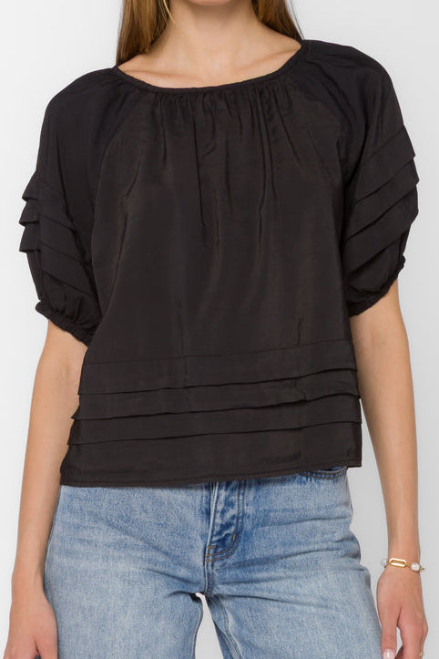 Velvet Heart | Tashia Black Short Sleeve Top