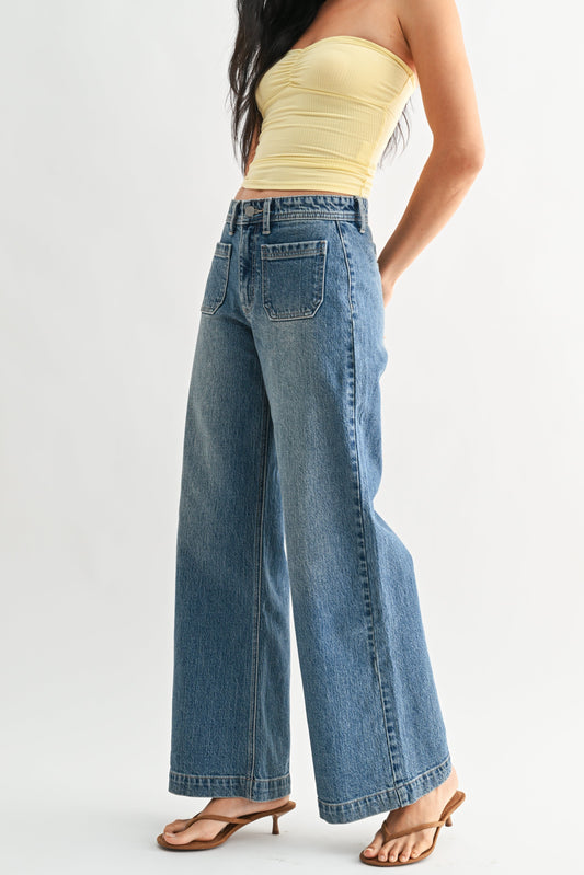 Patch Pocket Wide Leg Med Wash Jean