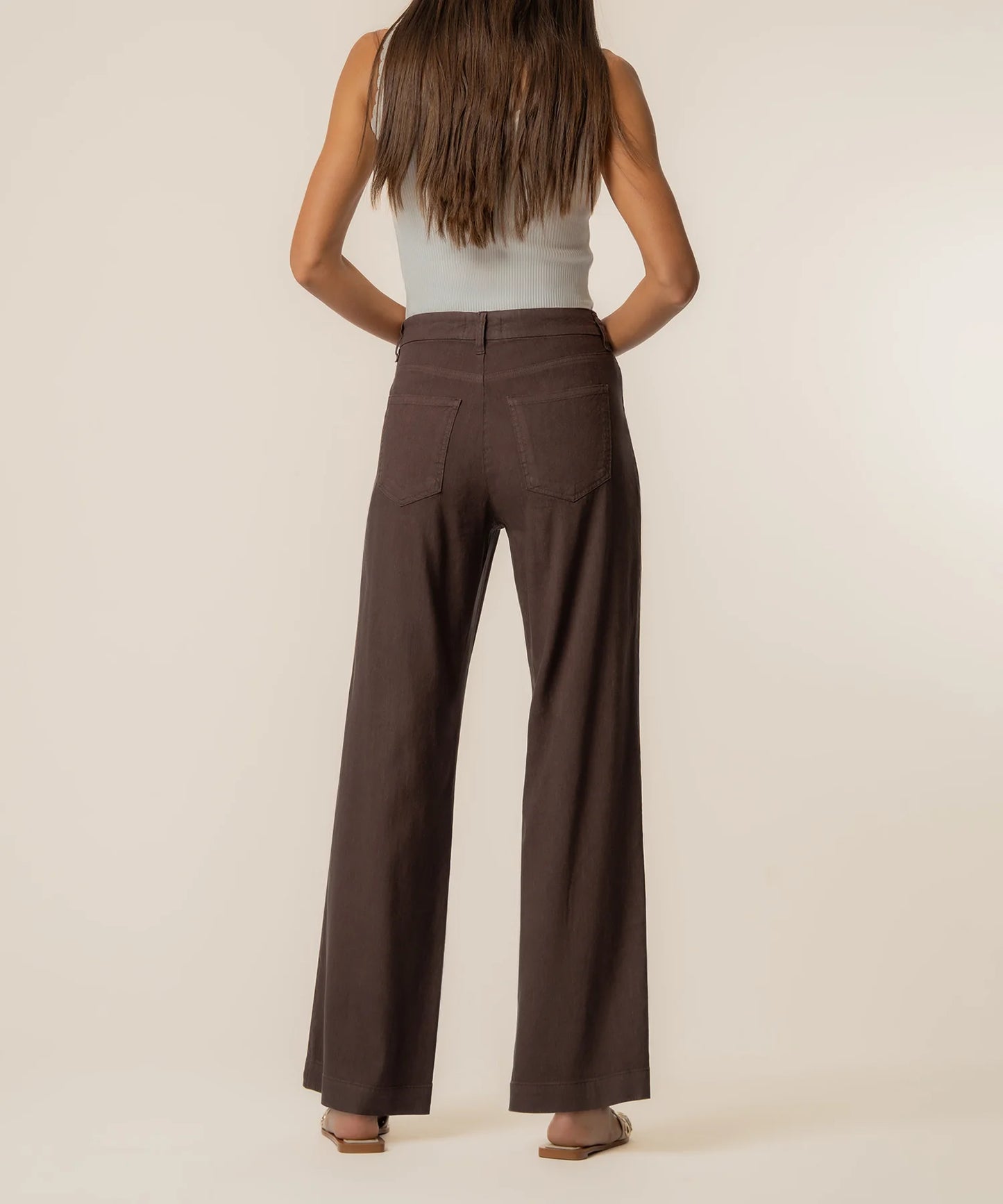 Kut | Meg Linen High Rise Wide Straight Leg in Chocolate